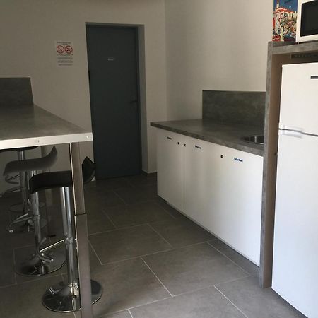 Sur Les Pas De Pagnol Panzió Aubagne Kültér fotó