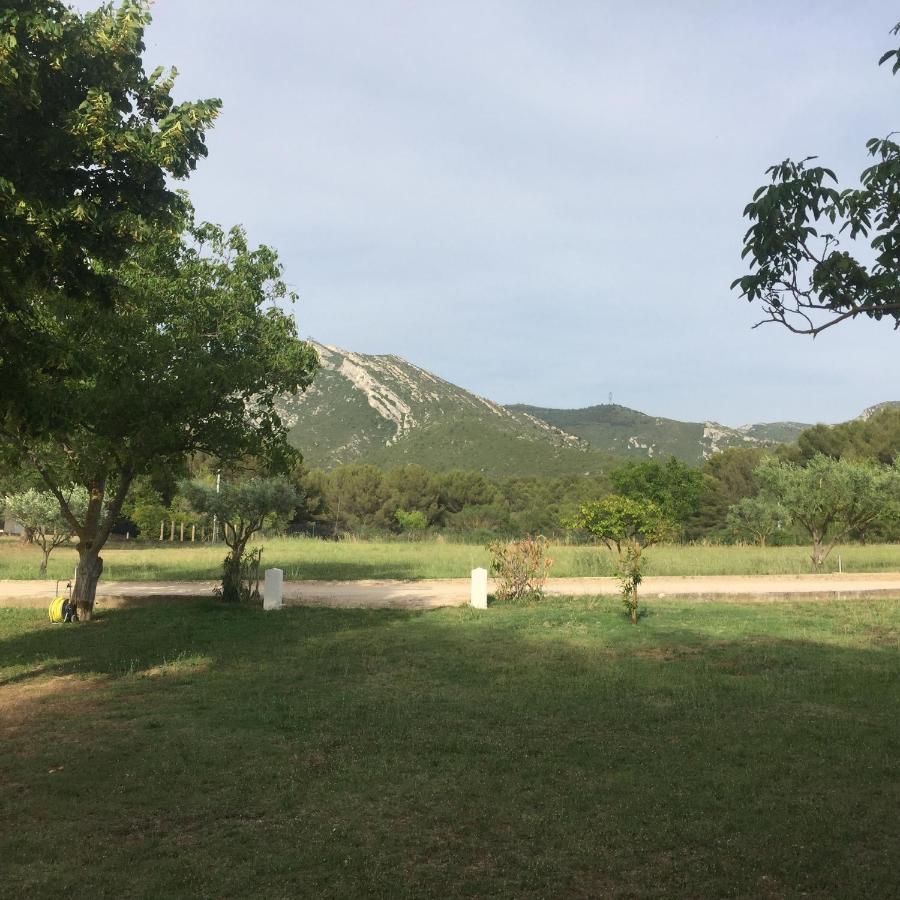 Sur Les Pas De Pagnol Panzió Aubagne Kültér fotó