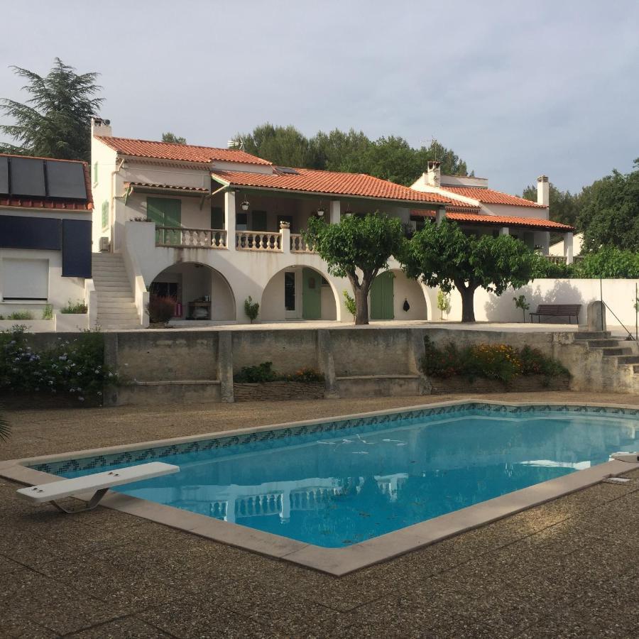 Sur Les Pas De Pagnol Panzió Aubagne Kültér fotó