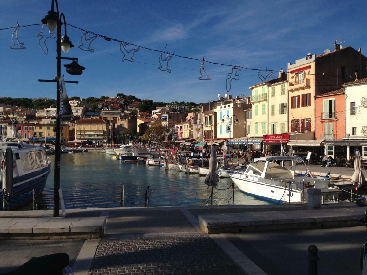 Sur Les Pas De Pagnol Panzió Aubagne Kültér fotó